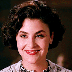 Audrey Horne: BESTIE.